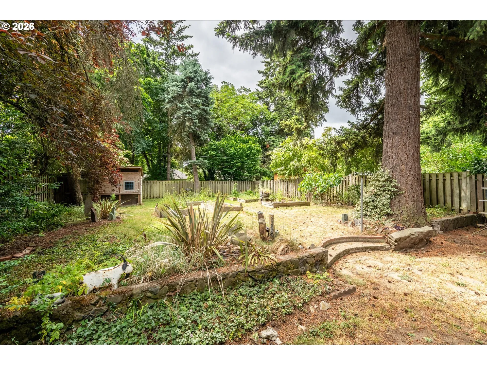 Yard-Back