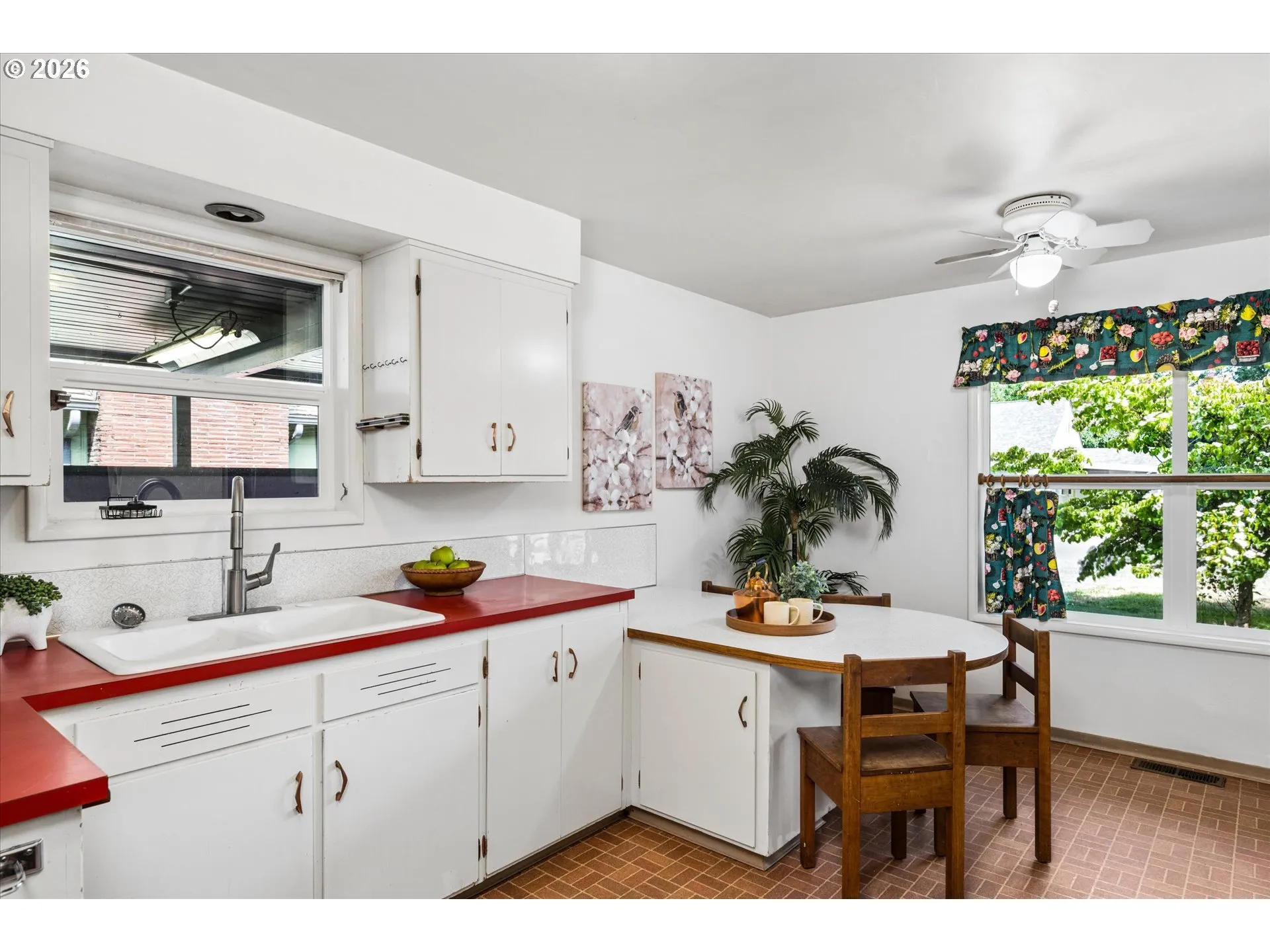 Kitchen-Ceiling Fan