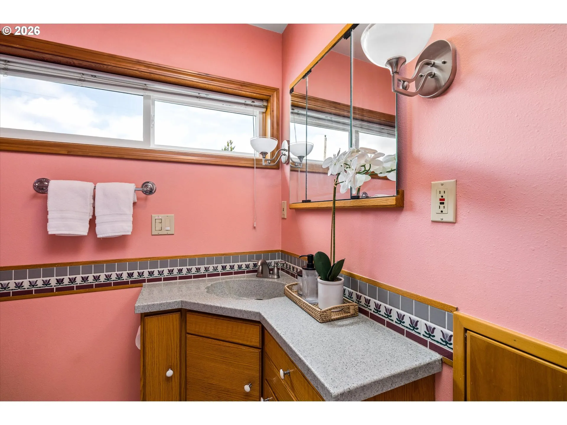 Bathroom-Upper