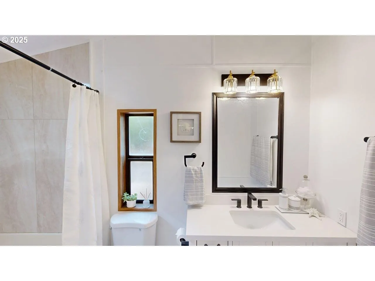 Bathroom, Attached