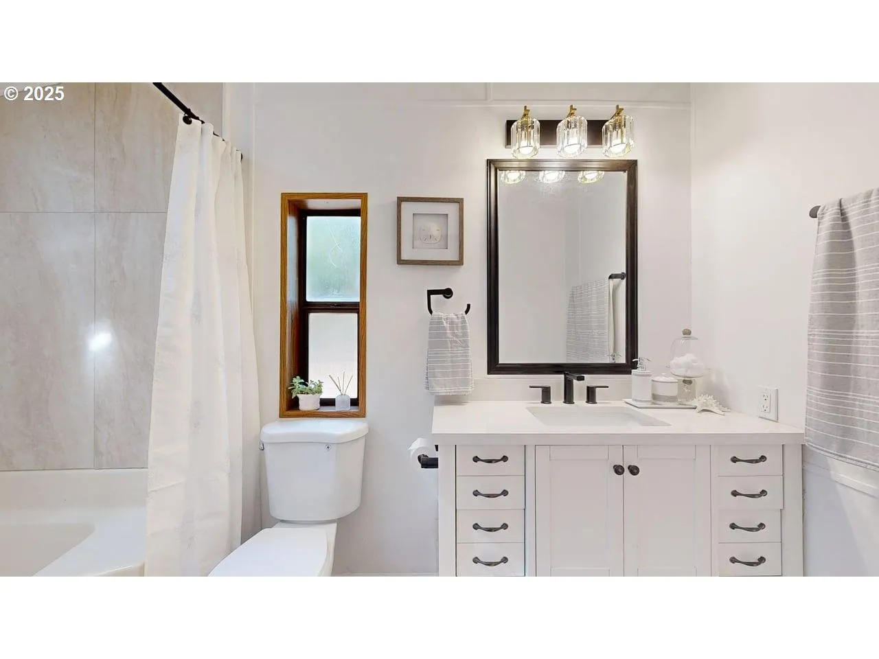 Bathroom, Attached