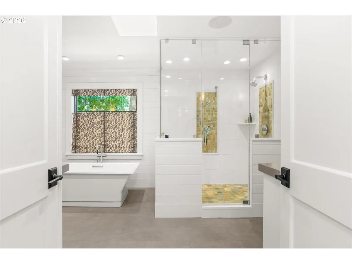 Primary Bedroom-Attached Bathroom