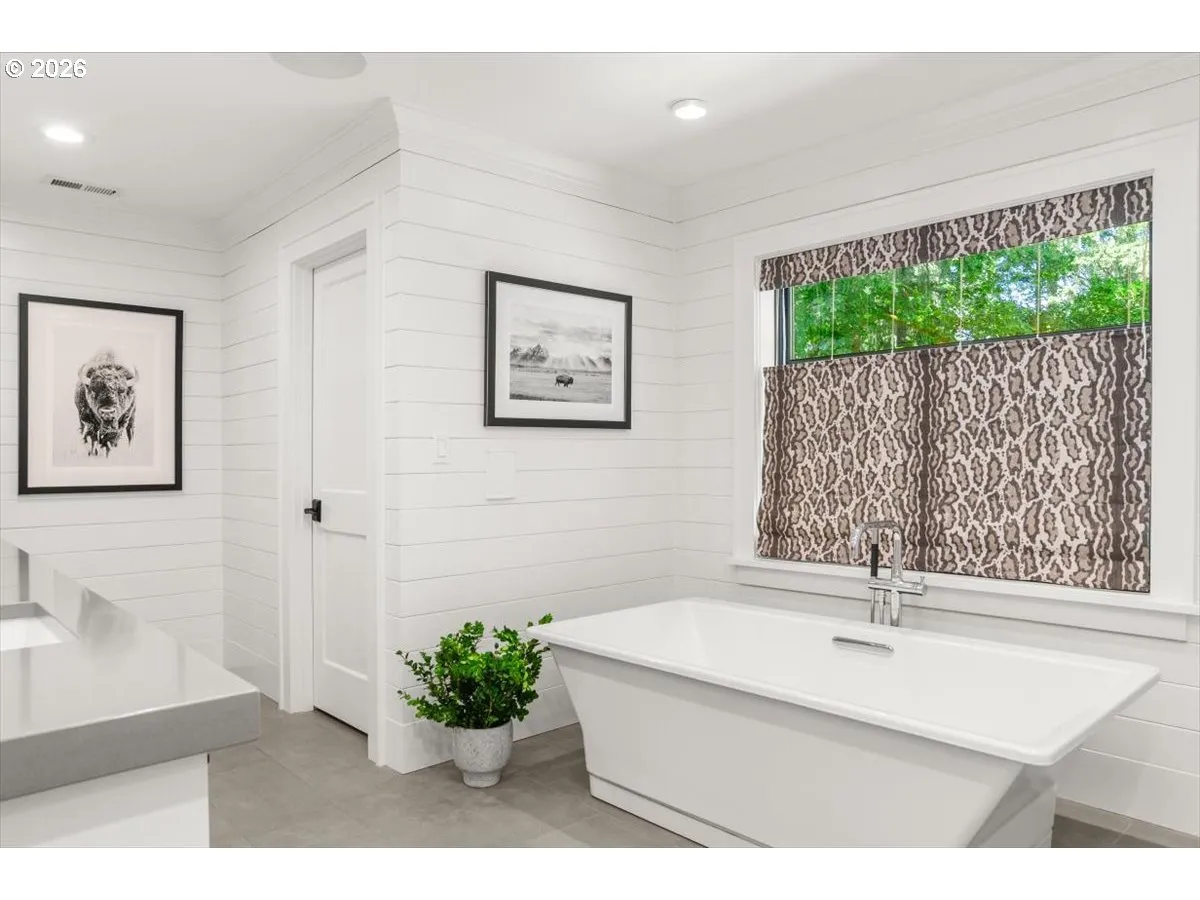 Primary Bedroom-Attached Bathroom