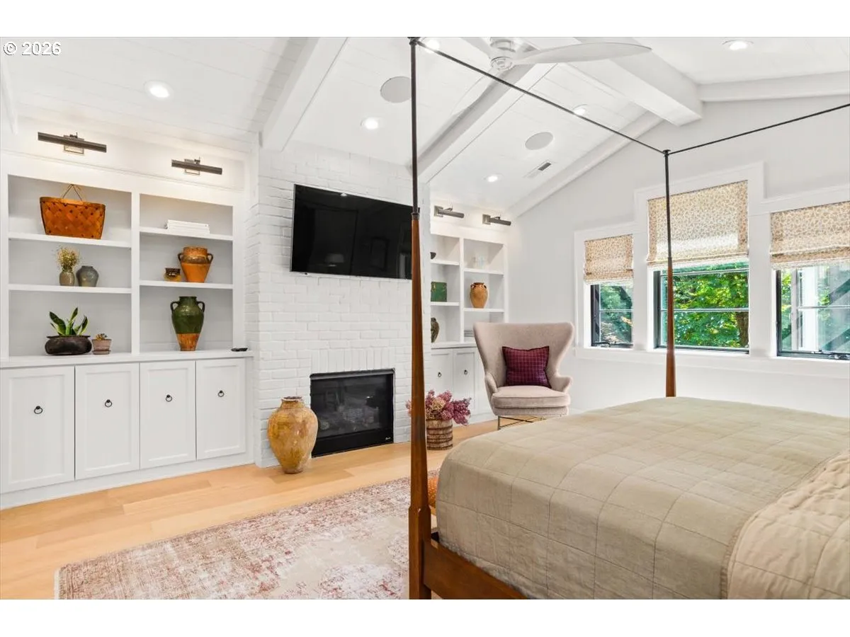 Primary Bedroom-Fireplace