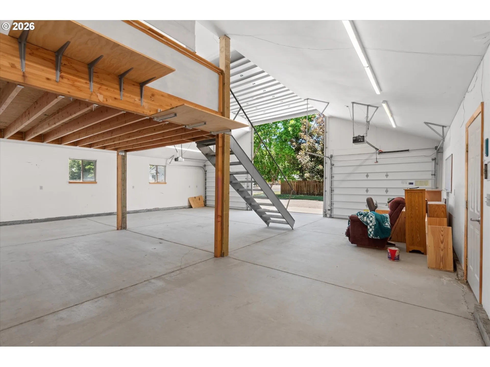 Garage-# 1