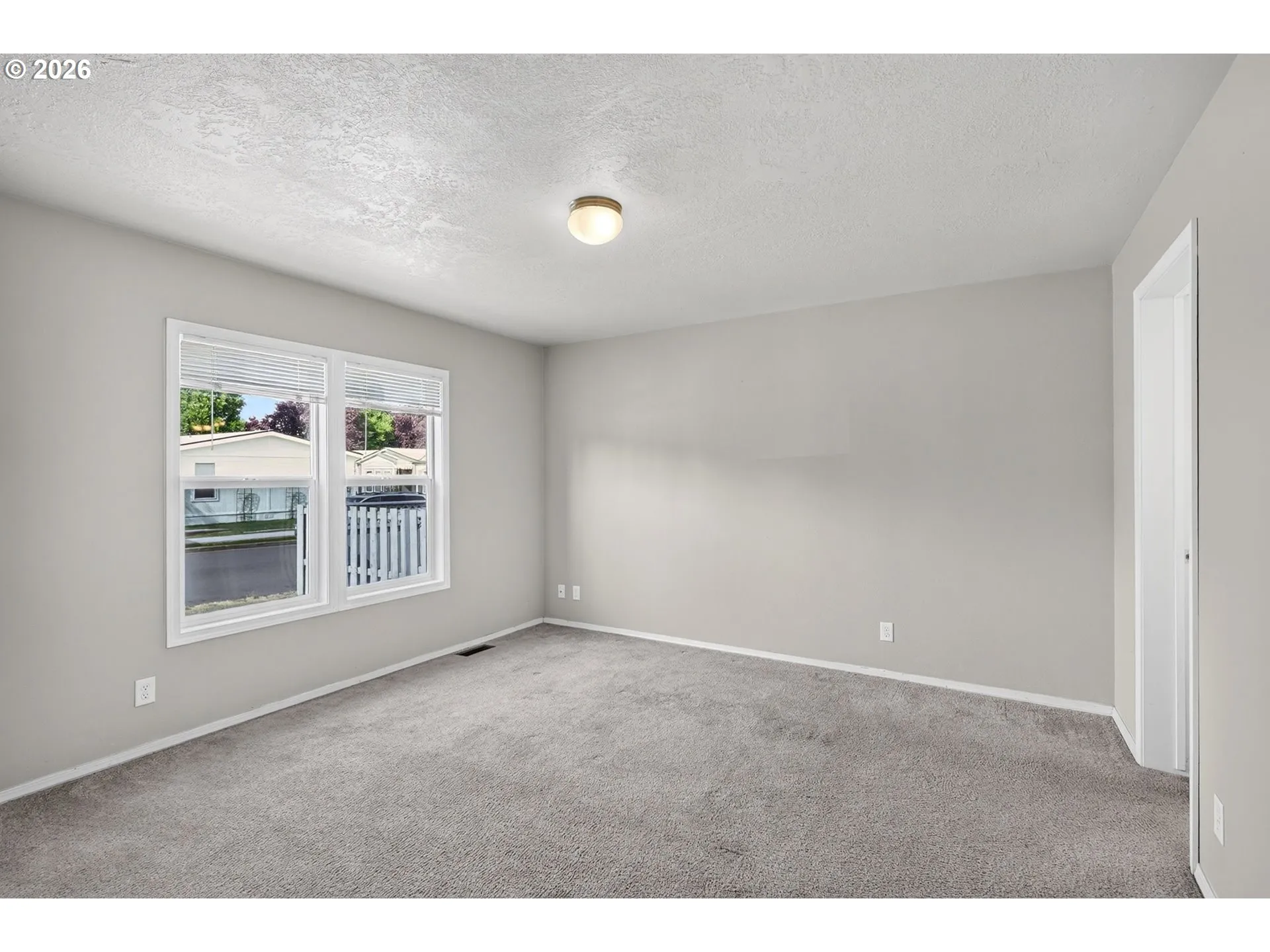 Bedroom, Primary