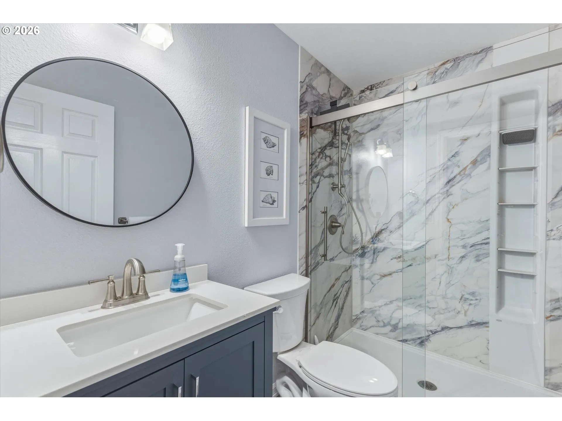 Bathroom-Walk in Shower