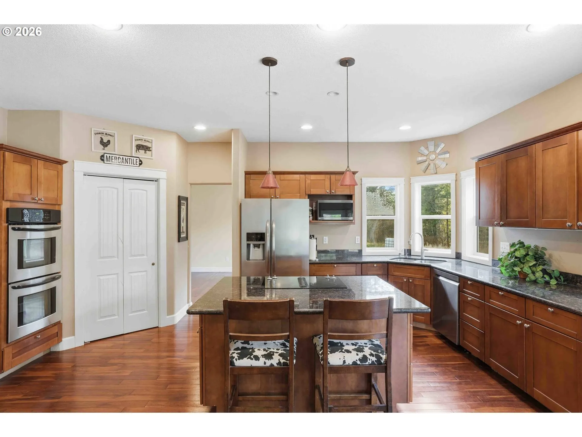 Kitchen-Cooking Island