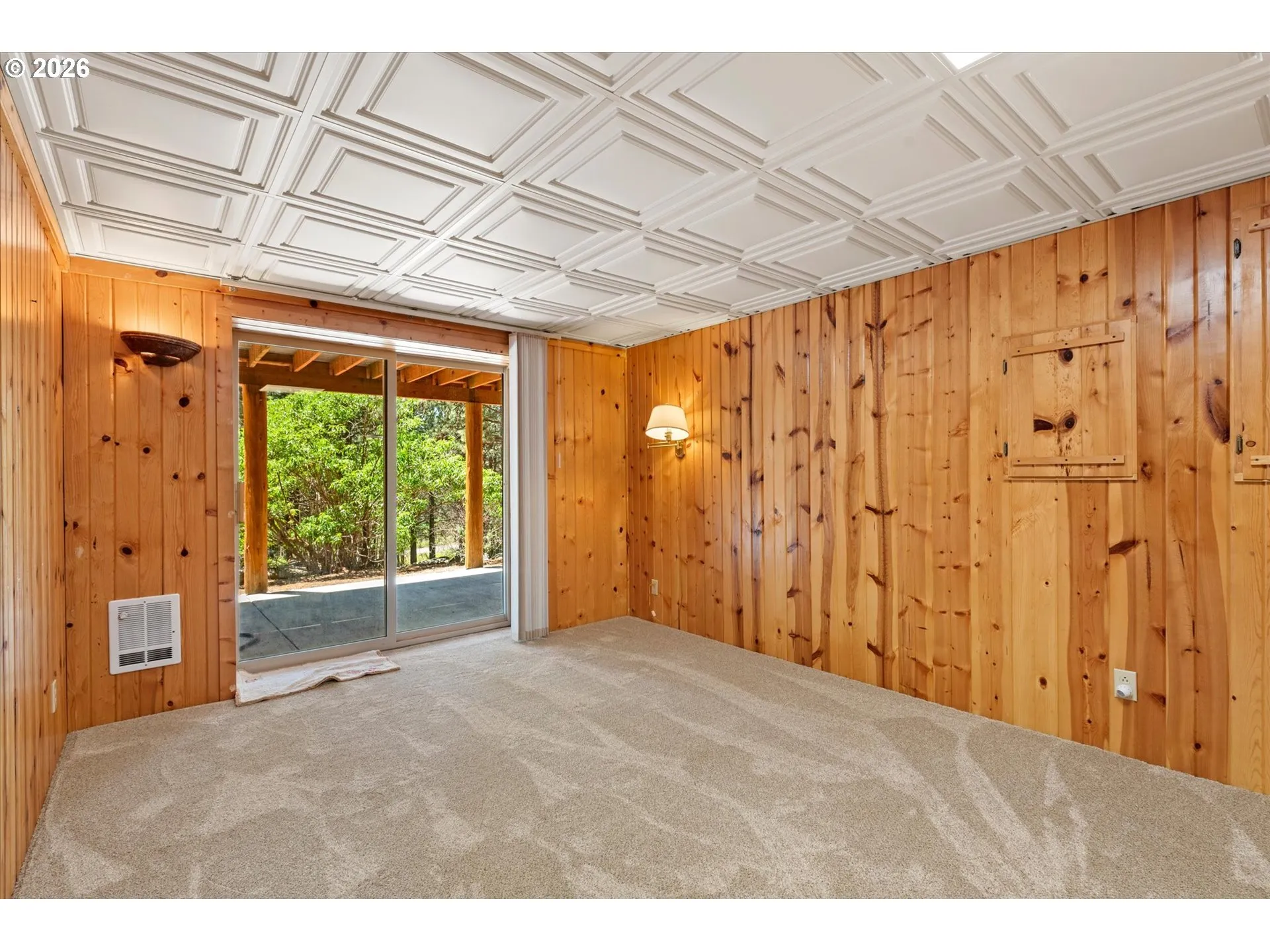 Bedroom-Lower
