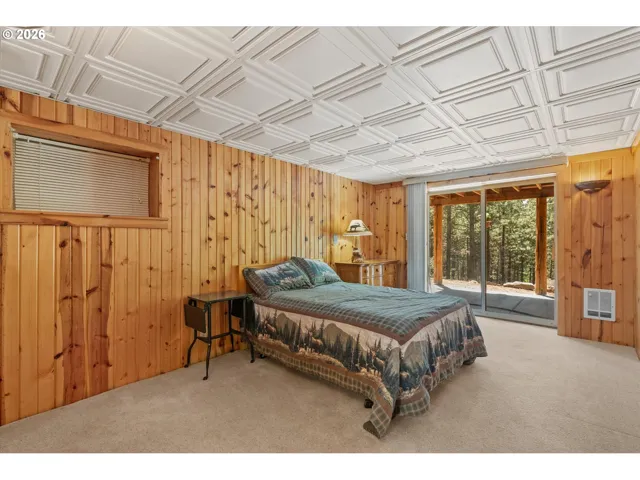 Bedroom-Lower