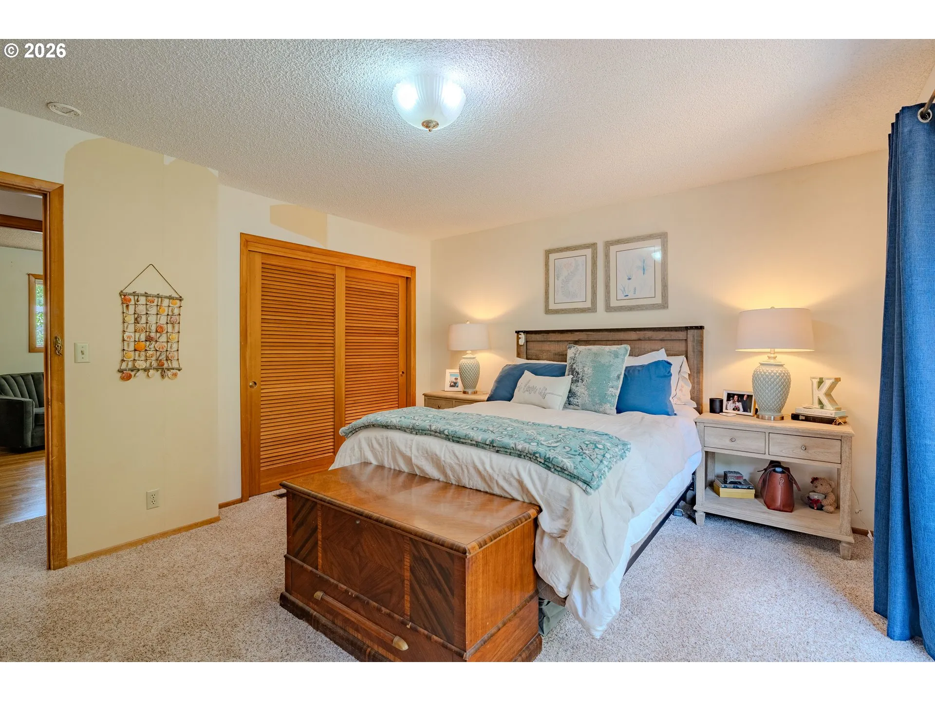 Bedroom, Primary