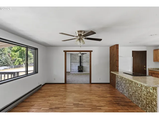 Living Room-Ceiling Fan