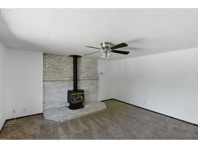 Family Room-Ceiling Fan