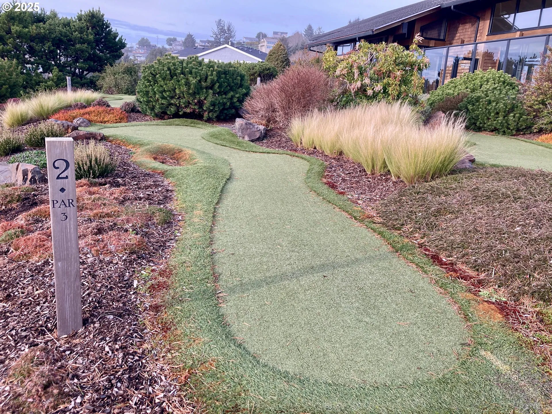 Community Amenities-Golf Course