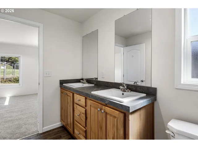 Primary Bedroom-Attached Bathroom