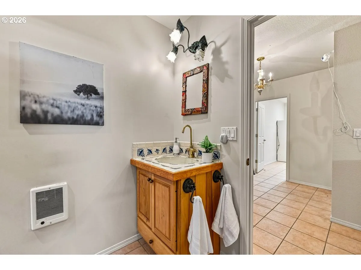 Bathroom-Lower