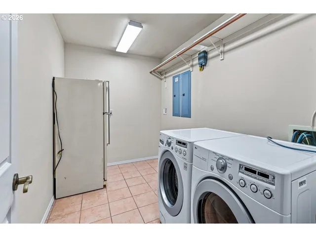 Laundry-Lower