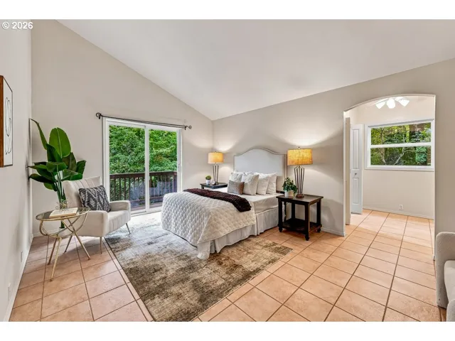 Bedroom, Primary-Upper