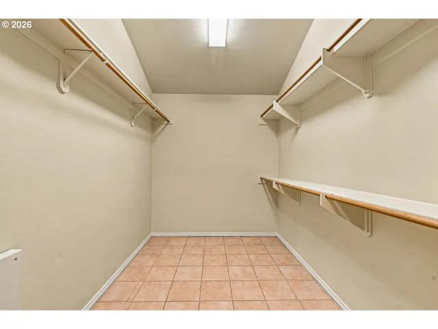Bedroom, Primary-Walk-In Closet