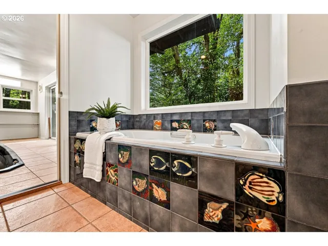 Bathroom-Lower