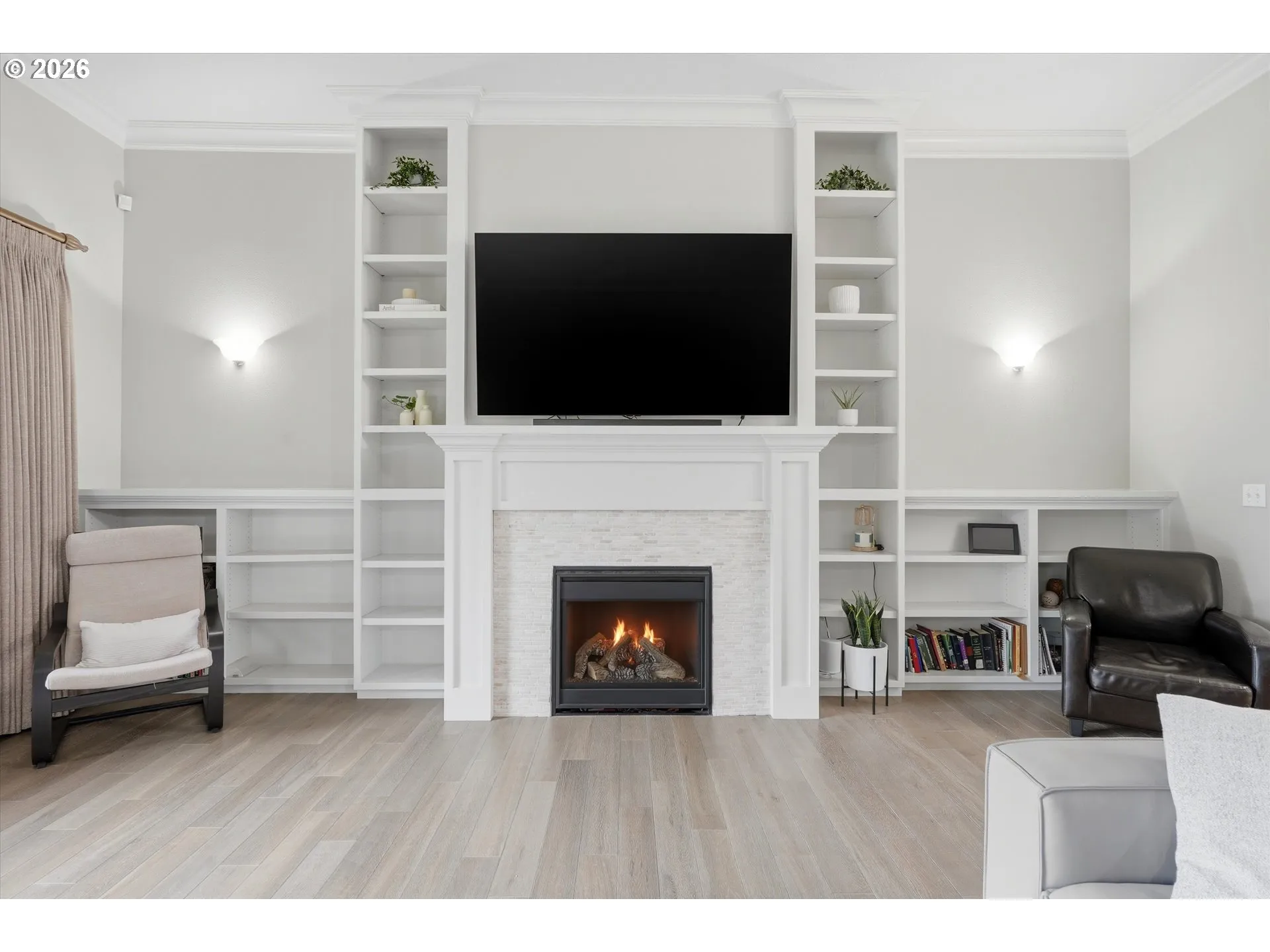 Living Room-Built-In Shelving
