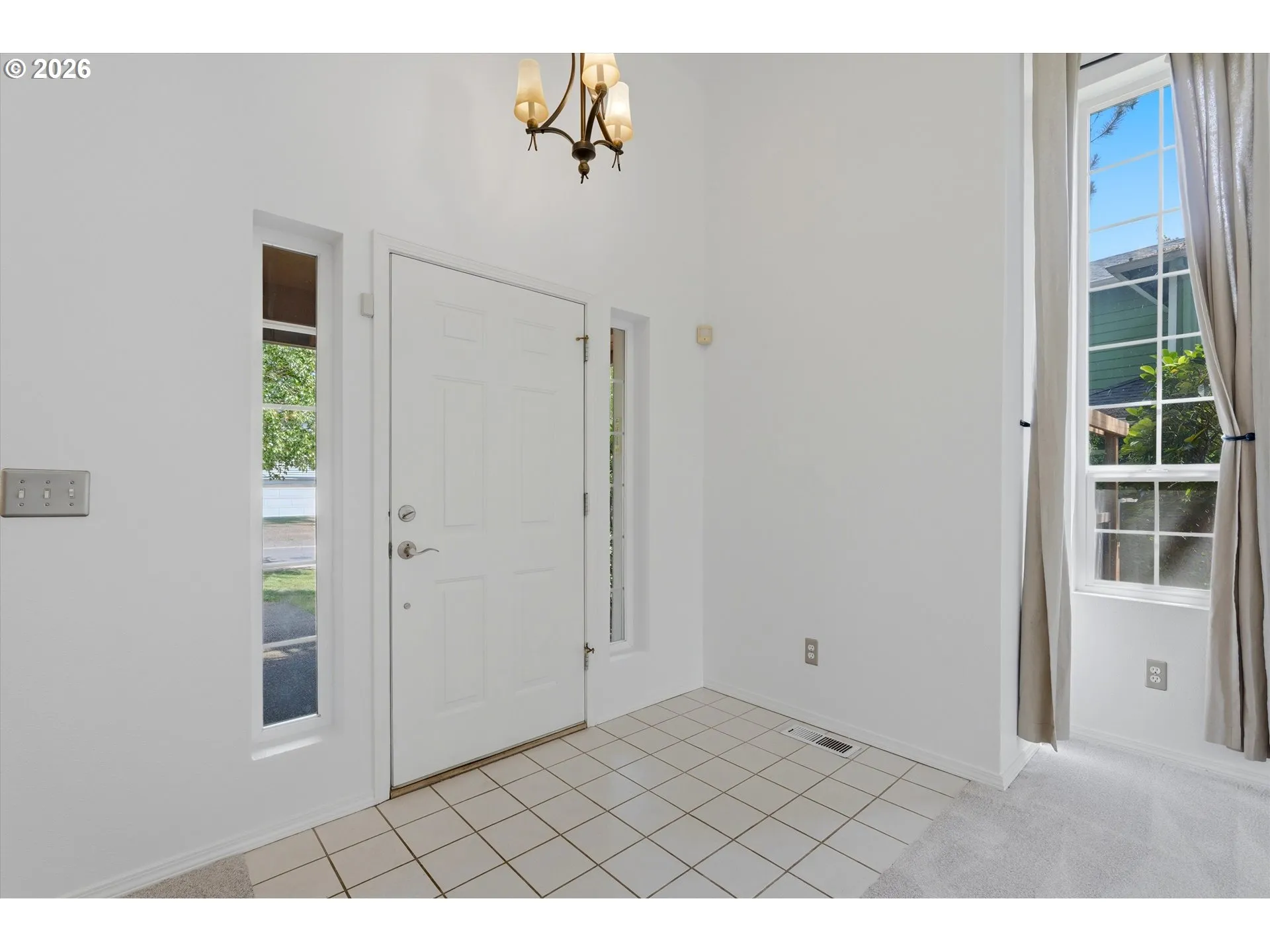 Entrance/Foyer