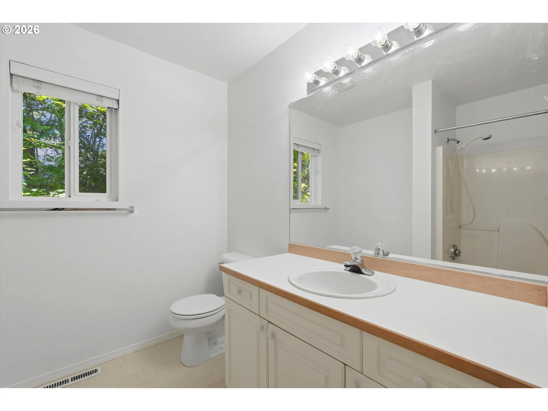 Bathroom-Hall