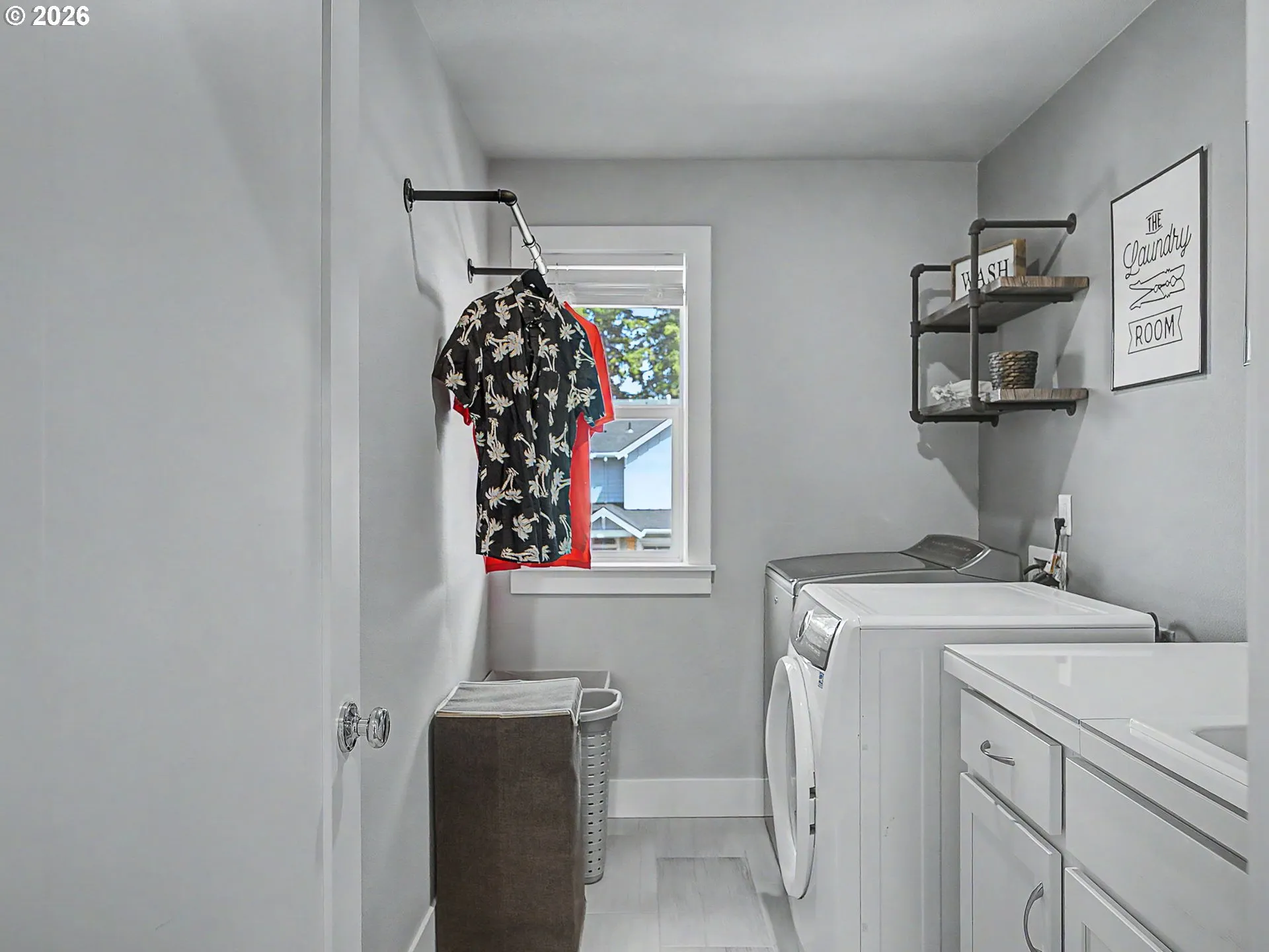 Laundry-Upper