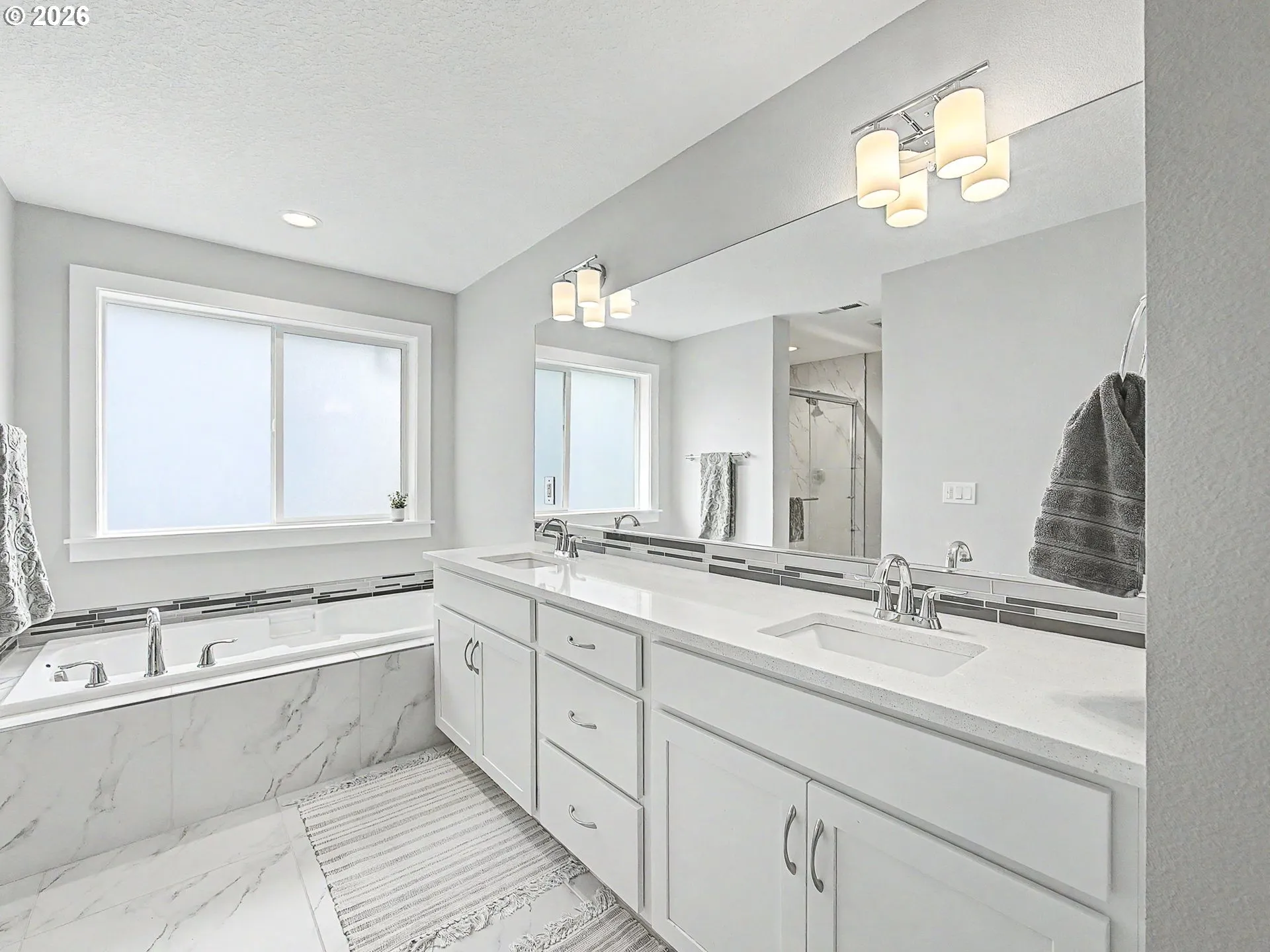 Owner's Suite Bathroom-Full Bathroom