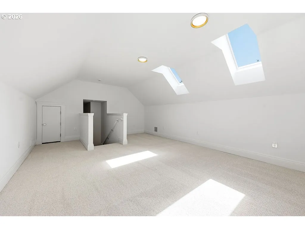 Bonus Room