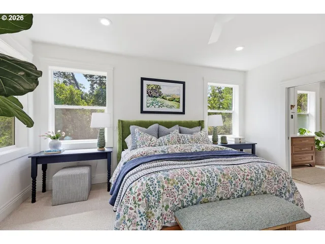 Bedroom, Owner's Suite-Main