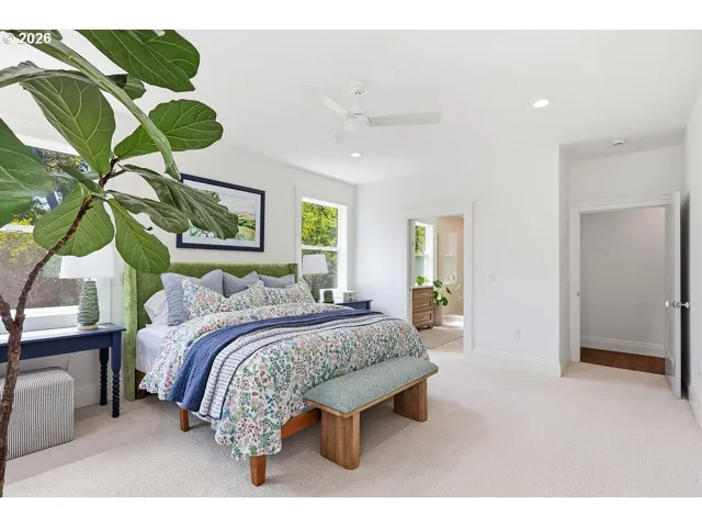 Bedroom, Owner's Suite-Main