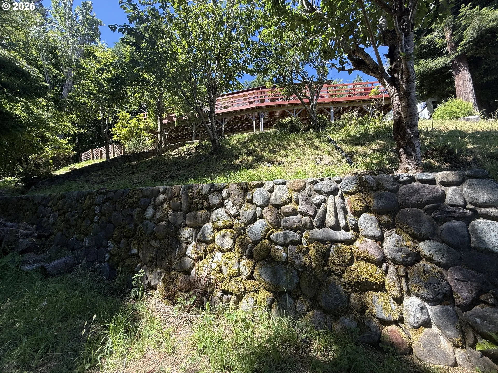 Yard-Back