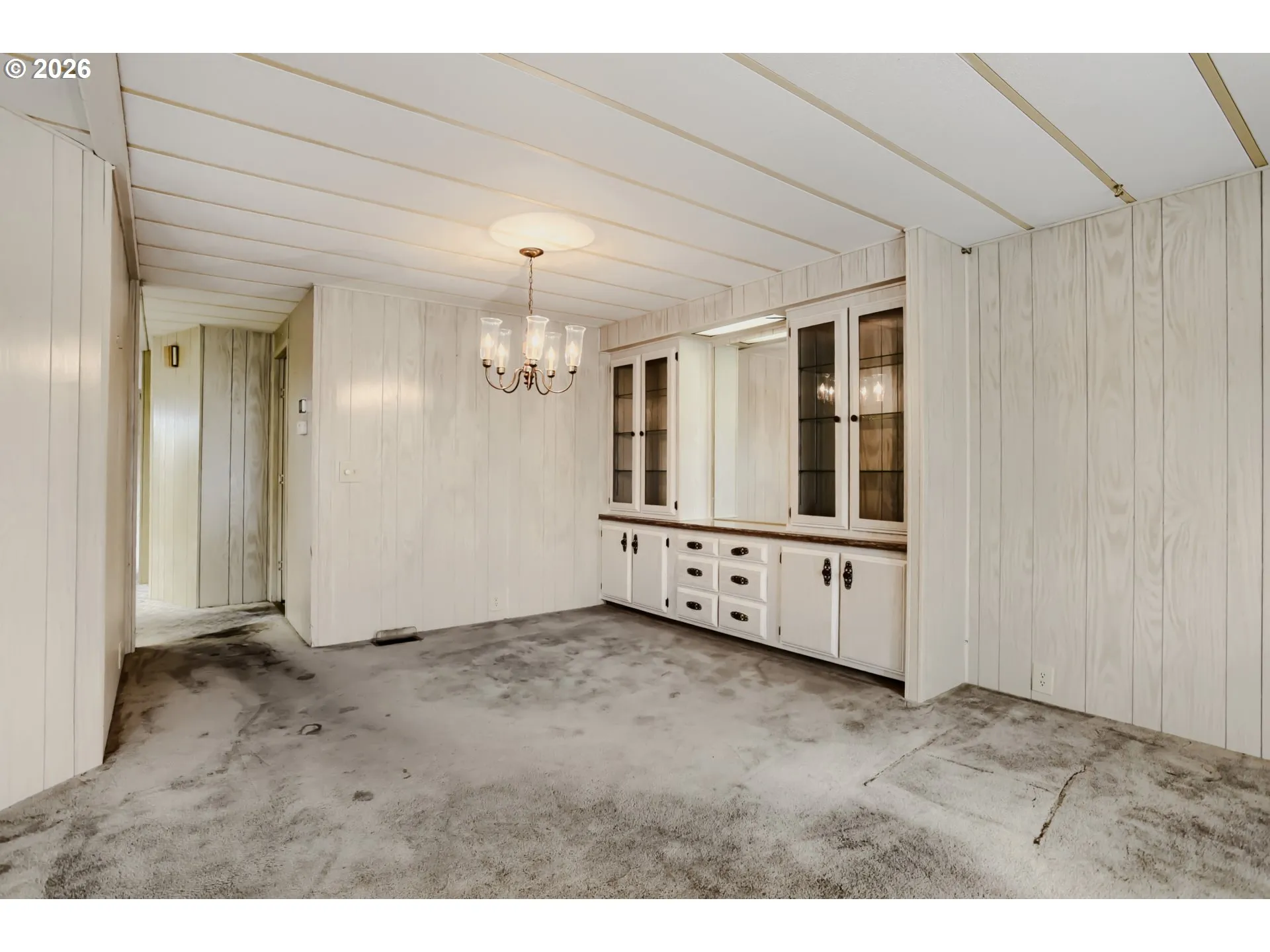 Dining Room-Built-In Cabinets