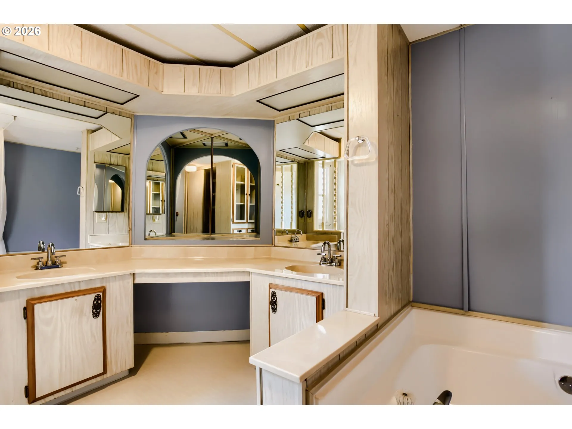 Bathroom, Attached-Double Sinks