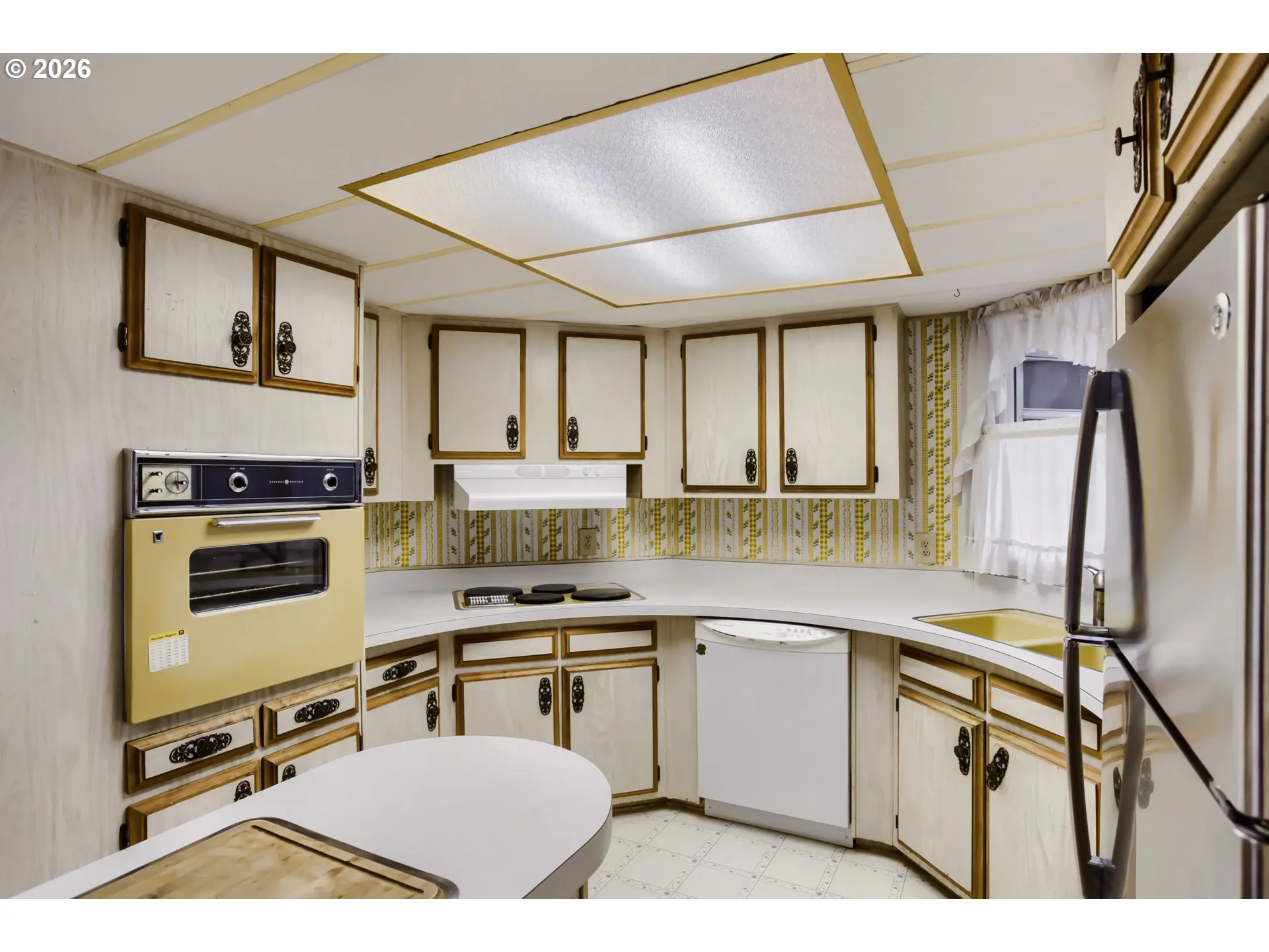 Kitchen-Island