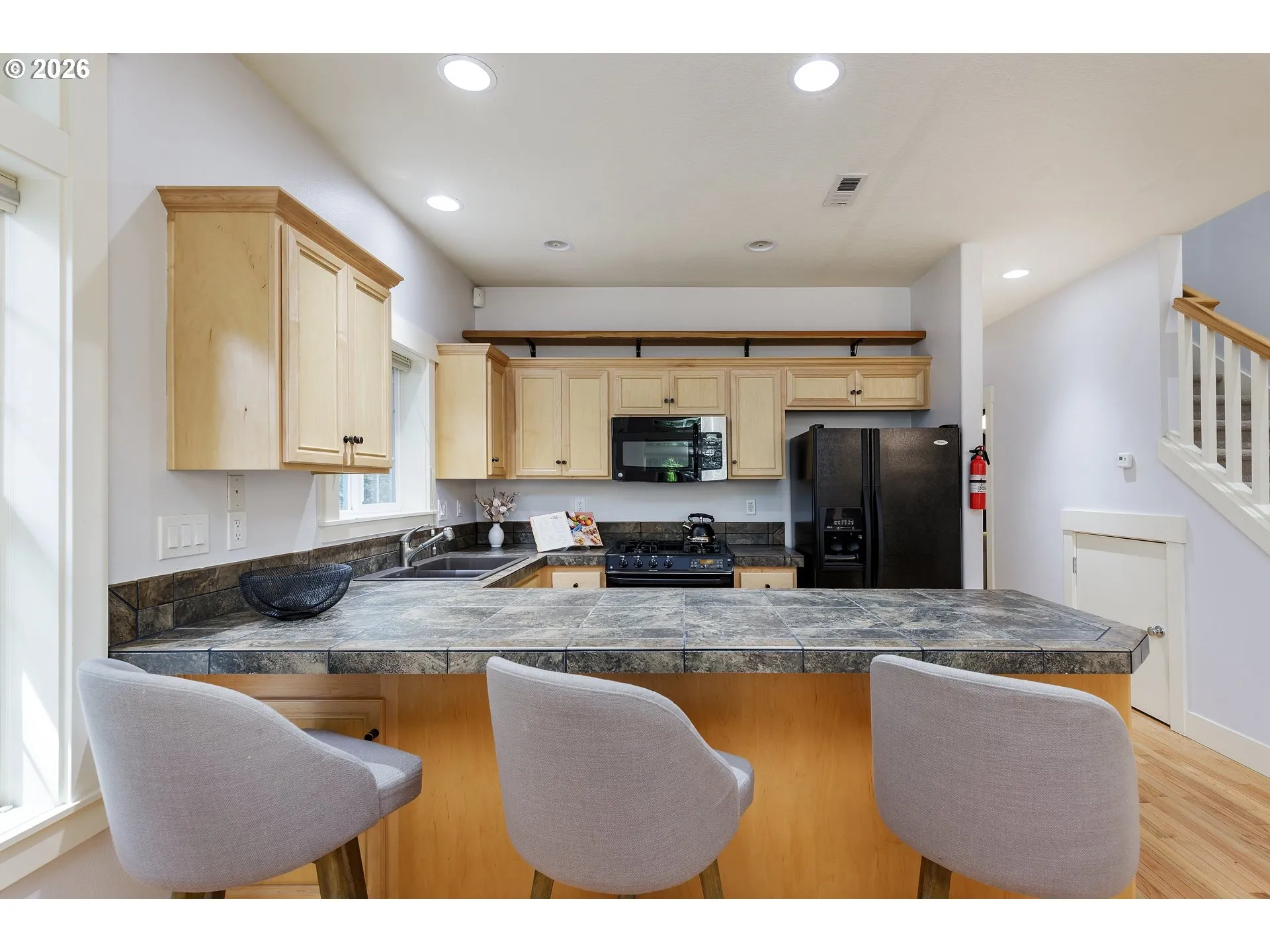 Kitchen-Eating Area