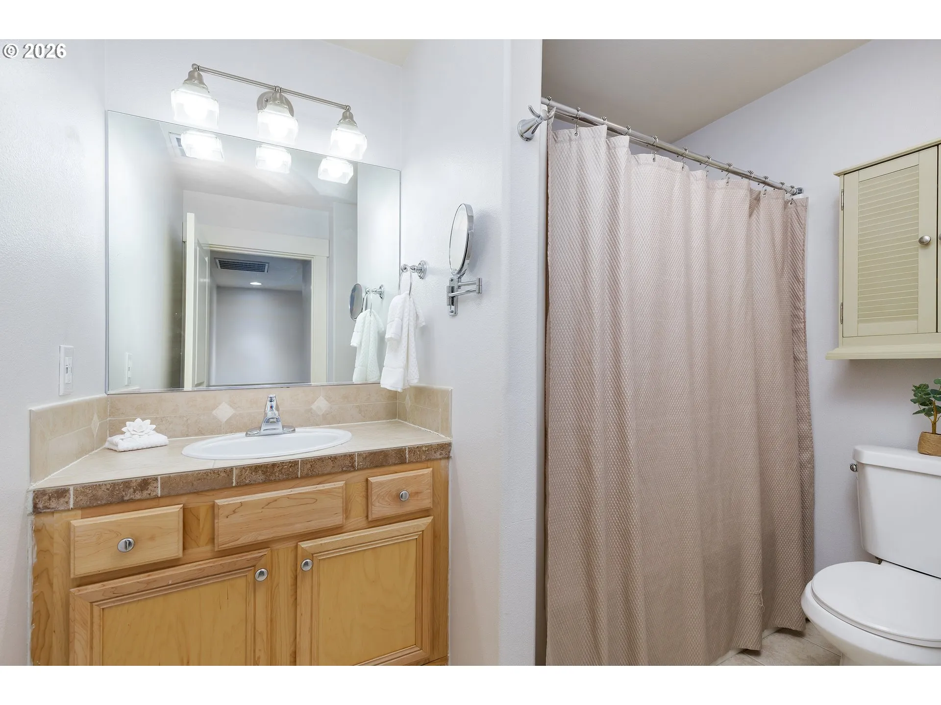 Bathroom-Hall
