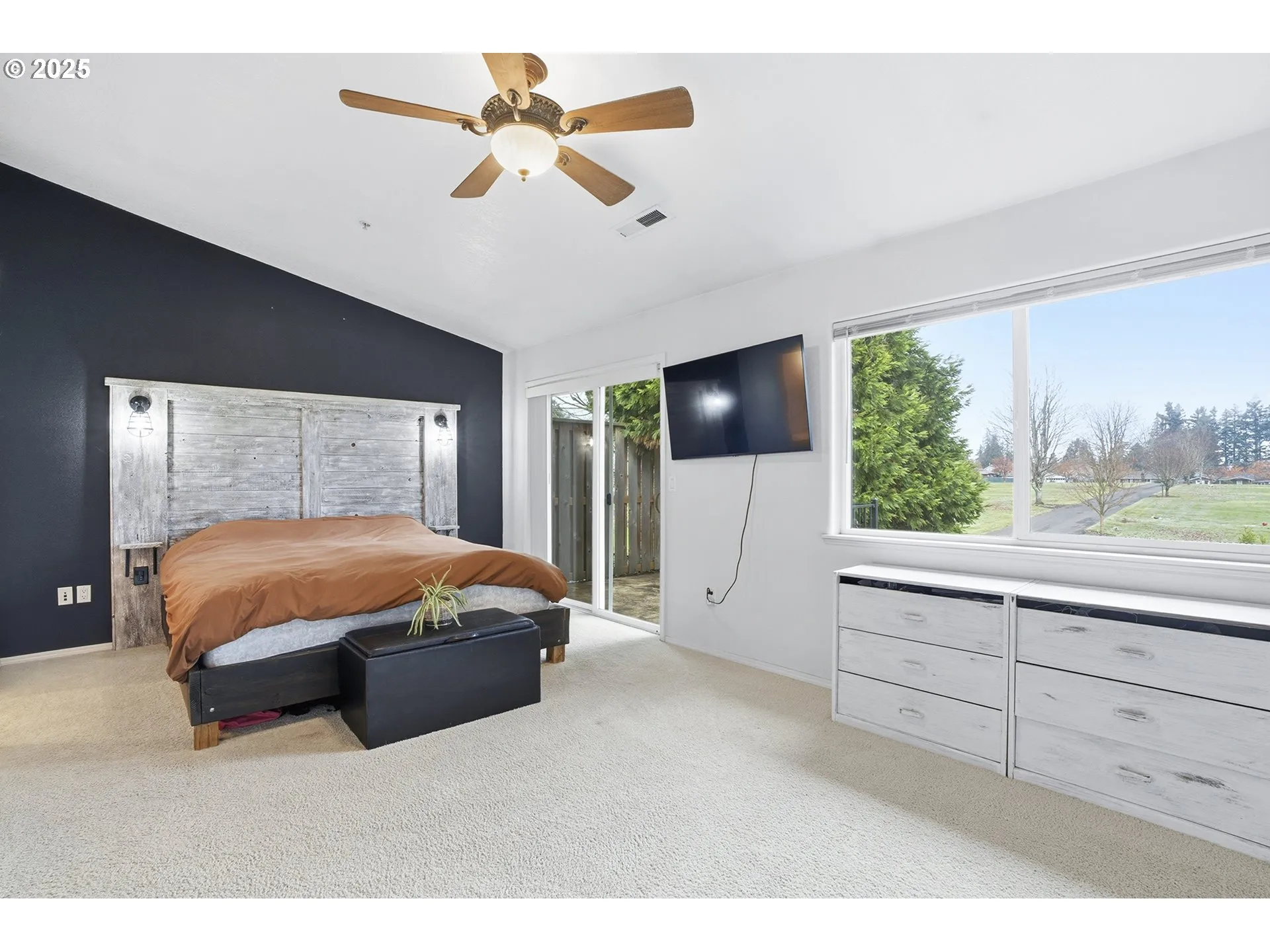 Primary Bedroom-Ceiling Fan