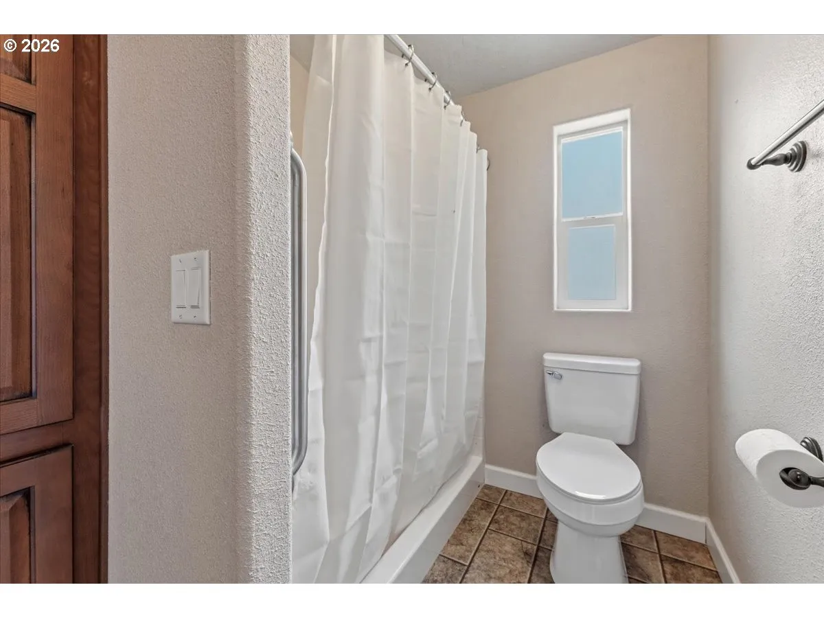 Bathroom, Attached-Walk in Shower