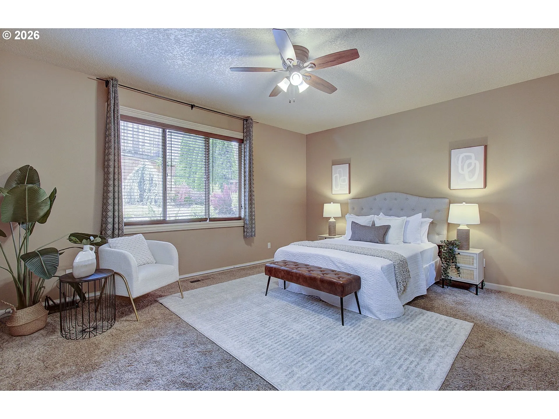 Bedroom, Primary