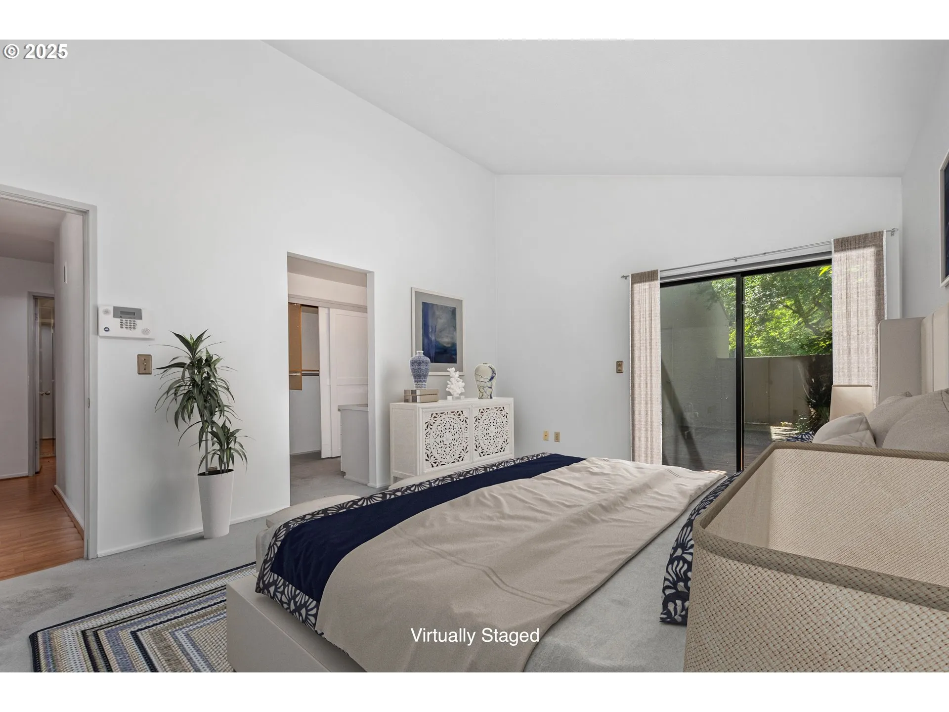 Owner's Suite Bedroom-Main