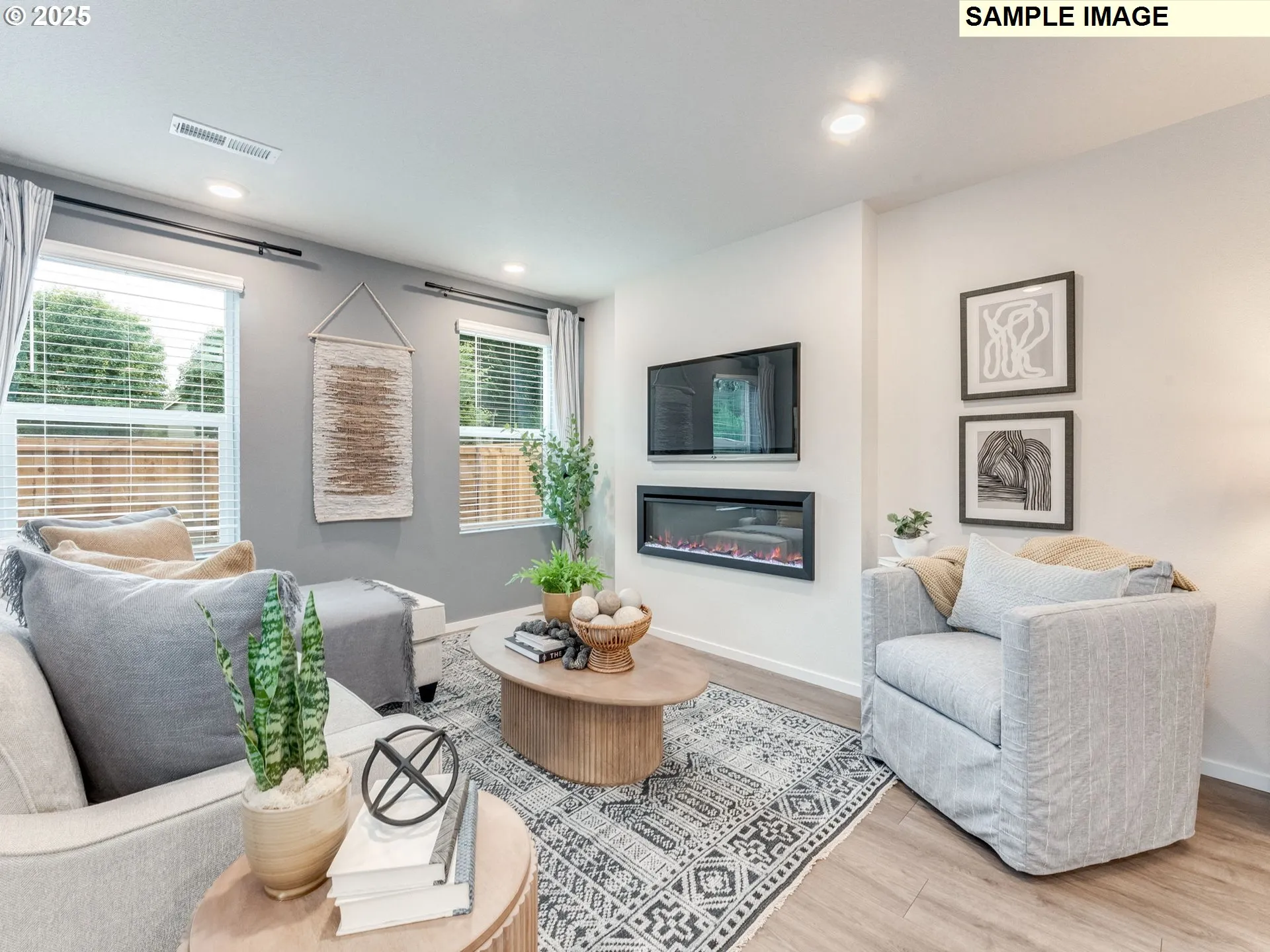 Living Room-Fireplace