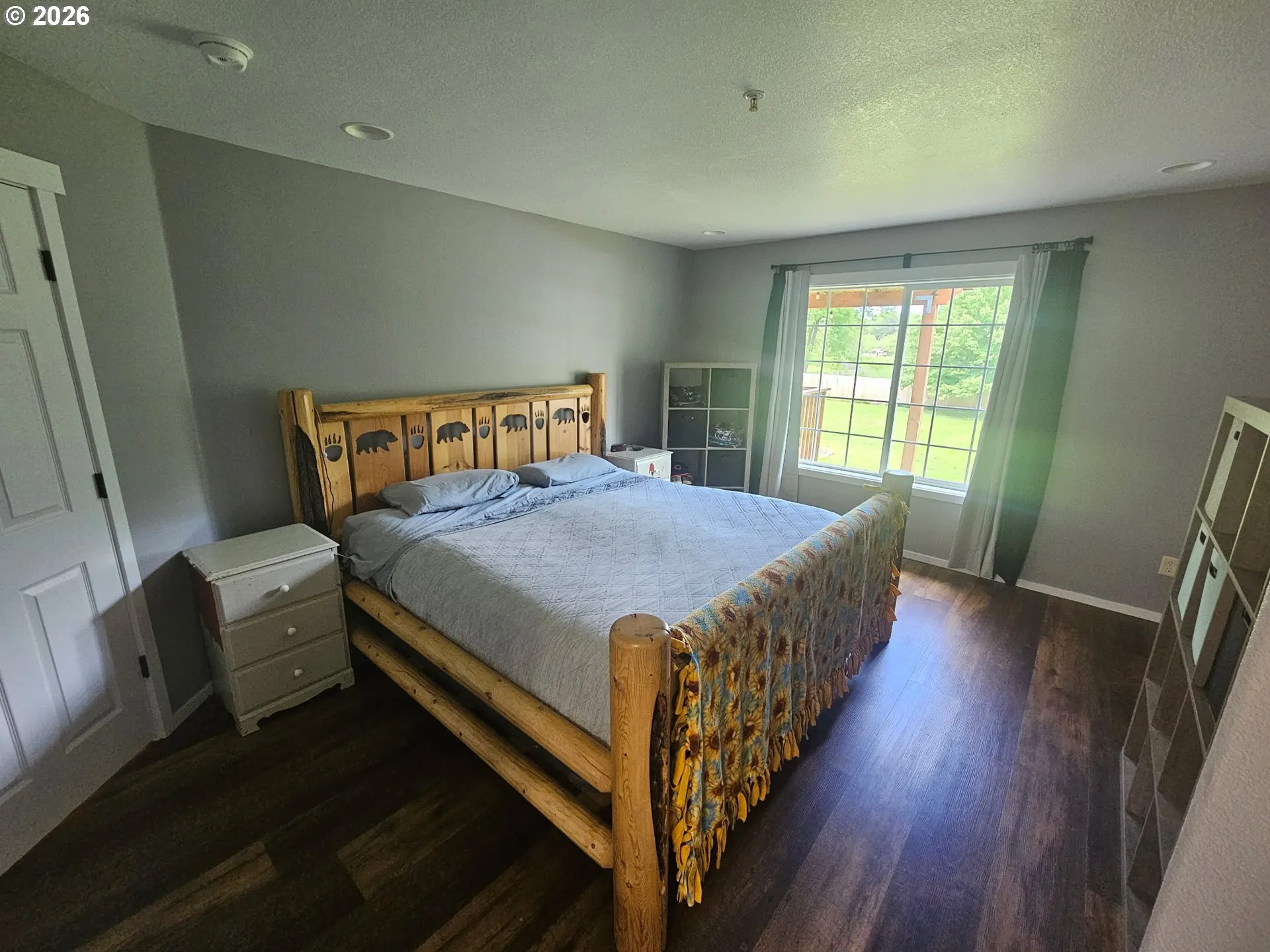 Primary Bedroom-Attached Bathroom