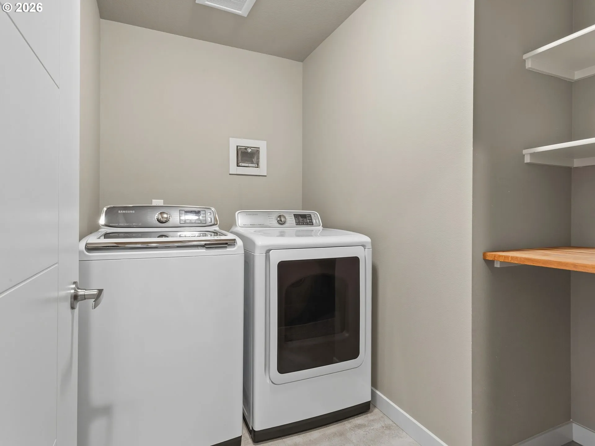 Laundry-Upper