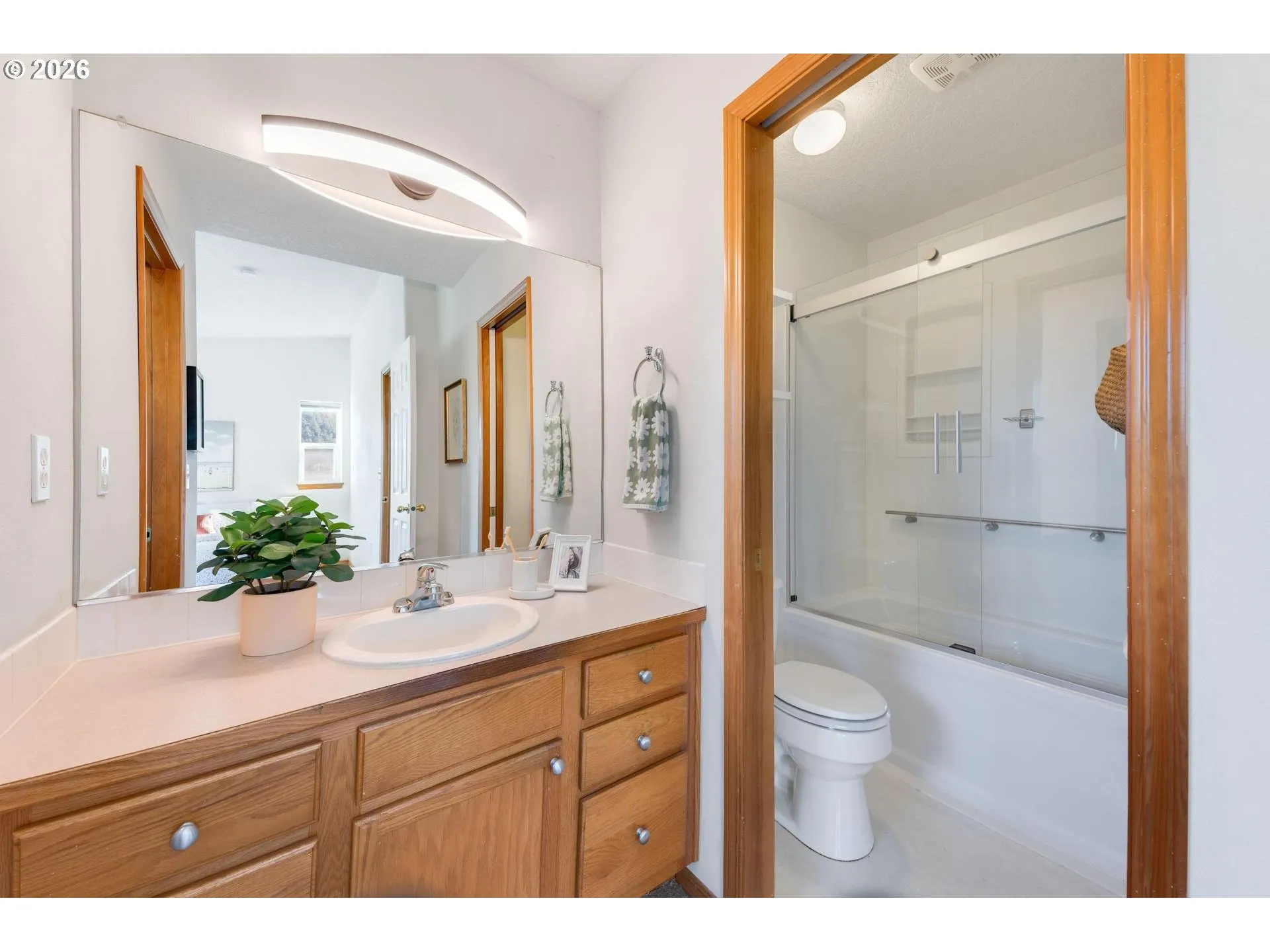 Primary Bedroom-Attached Bathroom