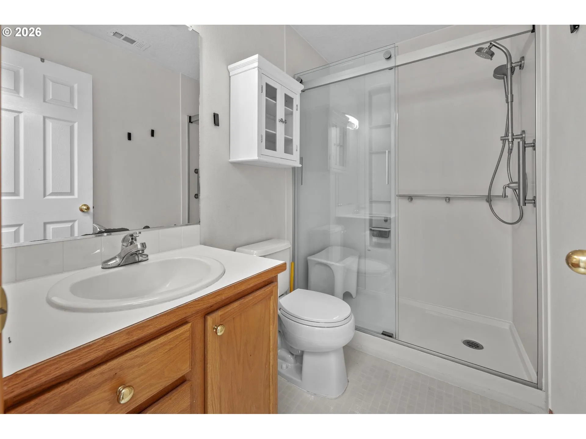 Bathroom-Walk in Shower