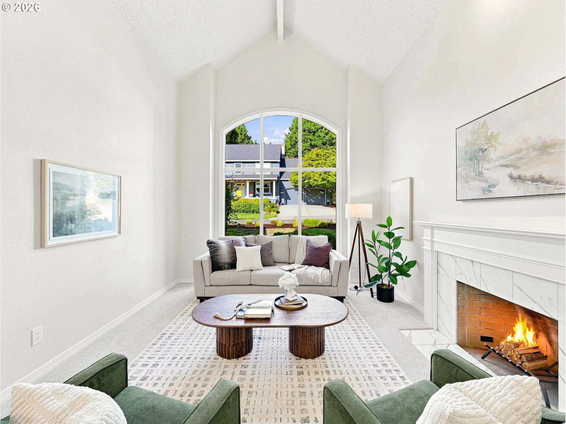 Living Room-Vaulted Ceilings