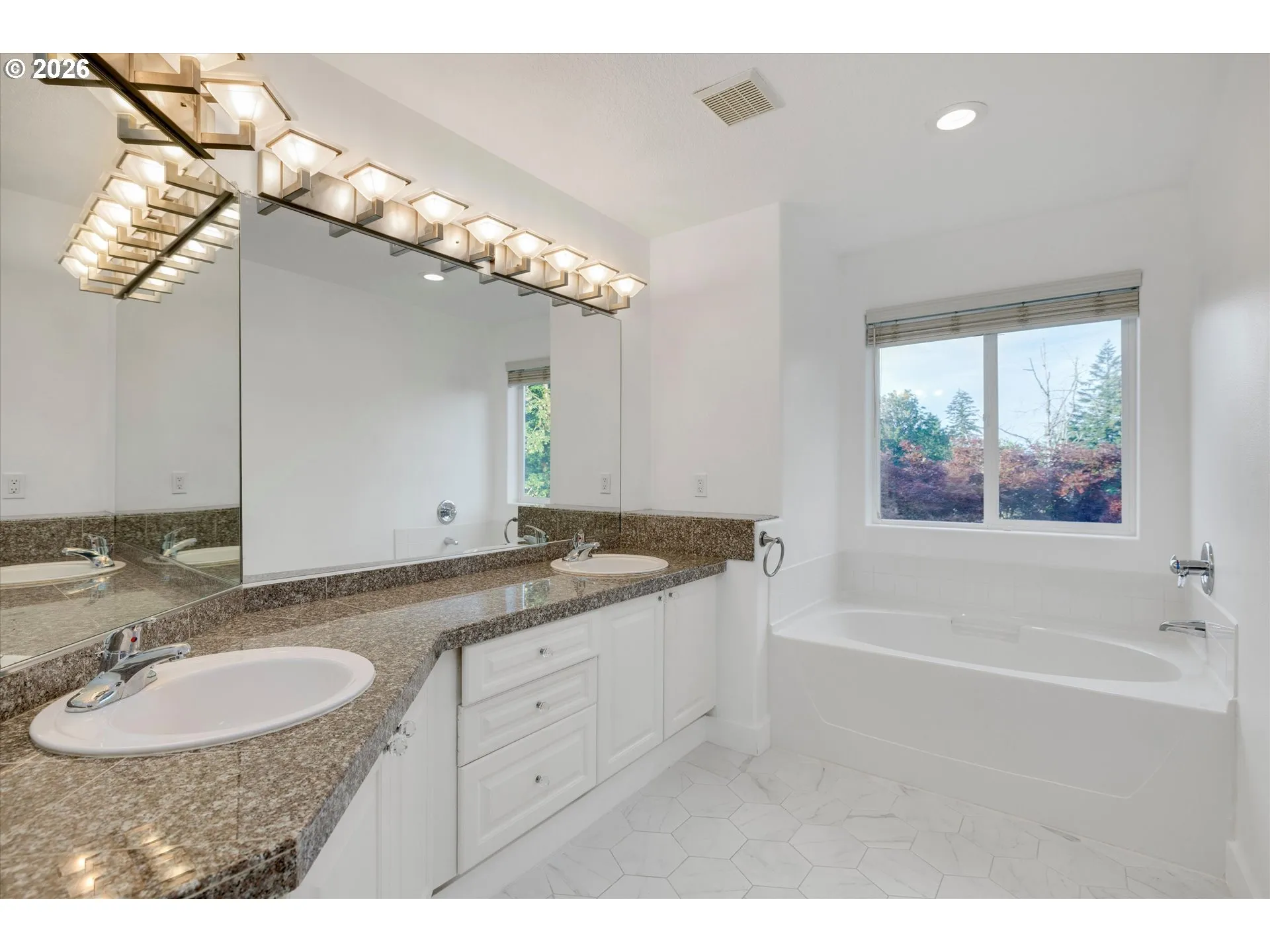 Owner's Suite Bathroom