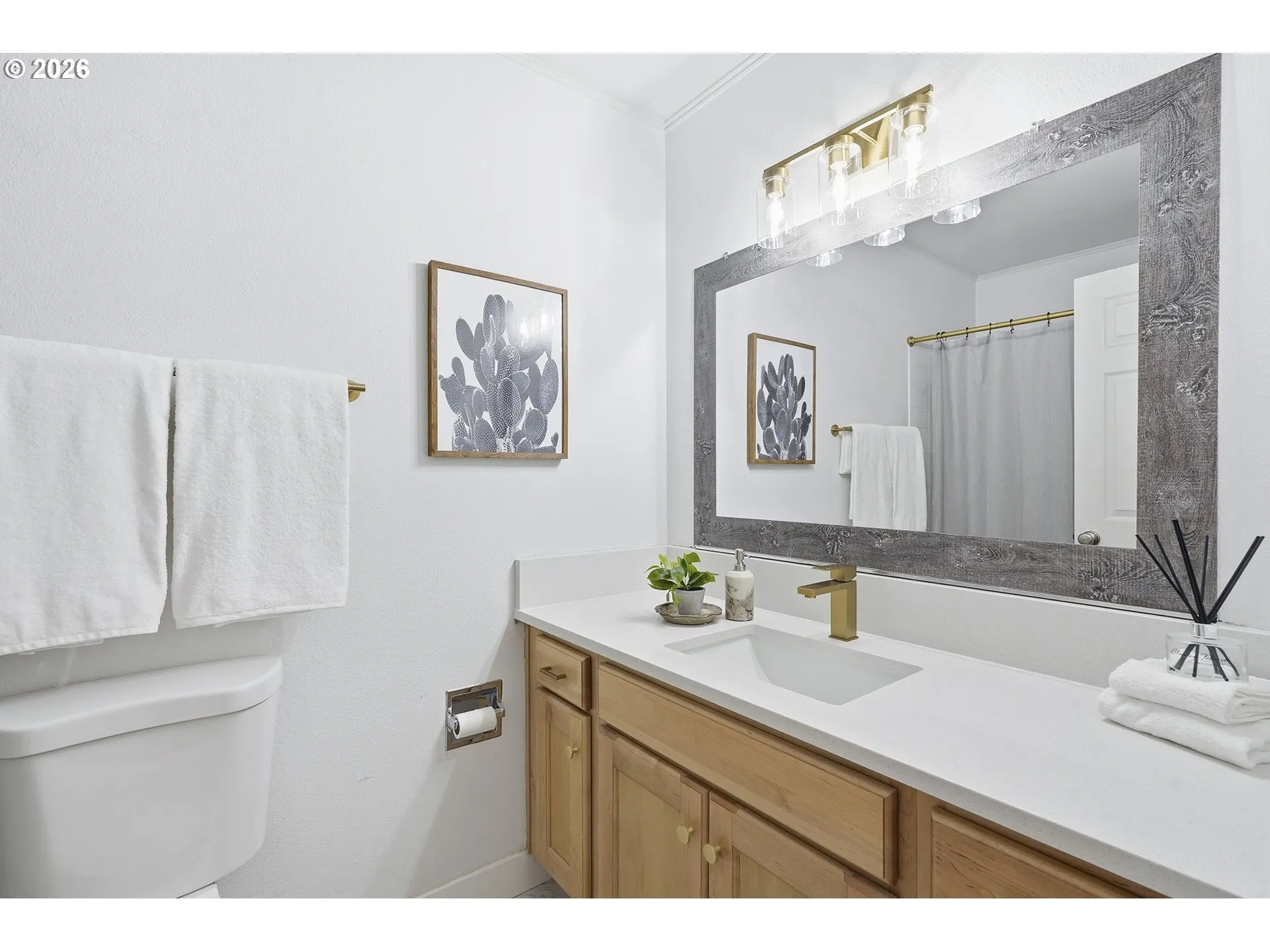 Bathroom-Hall